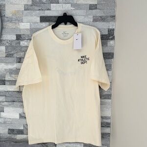 New!! Nike men's t-shirt